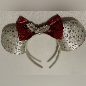 Minnie Christmas ears